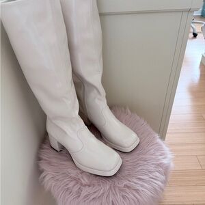 Chic Cream Knee-High Women's Boots